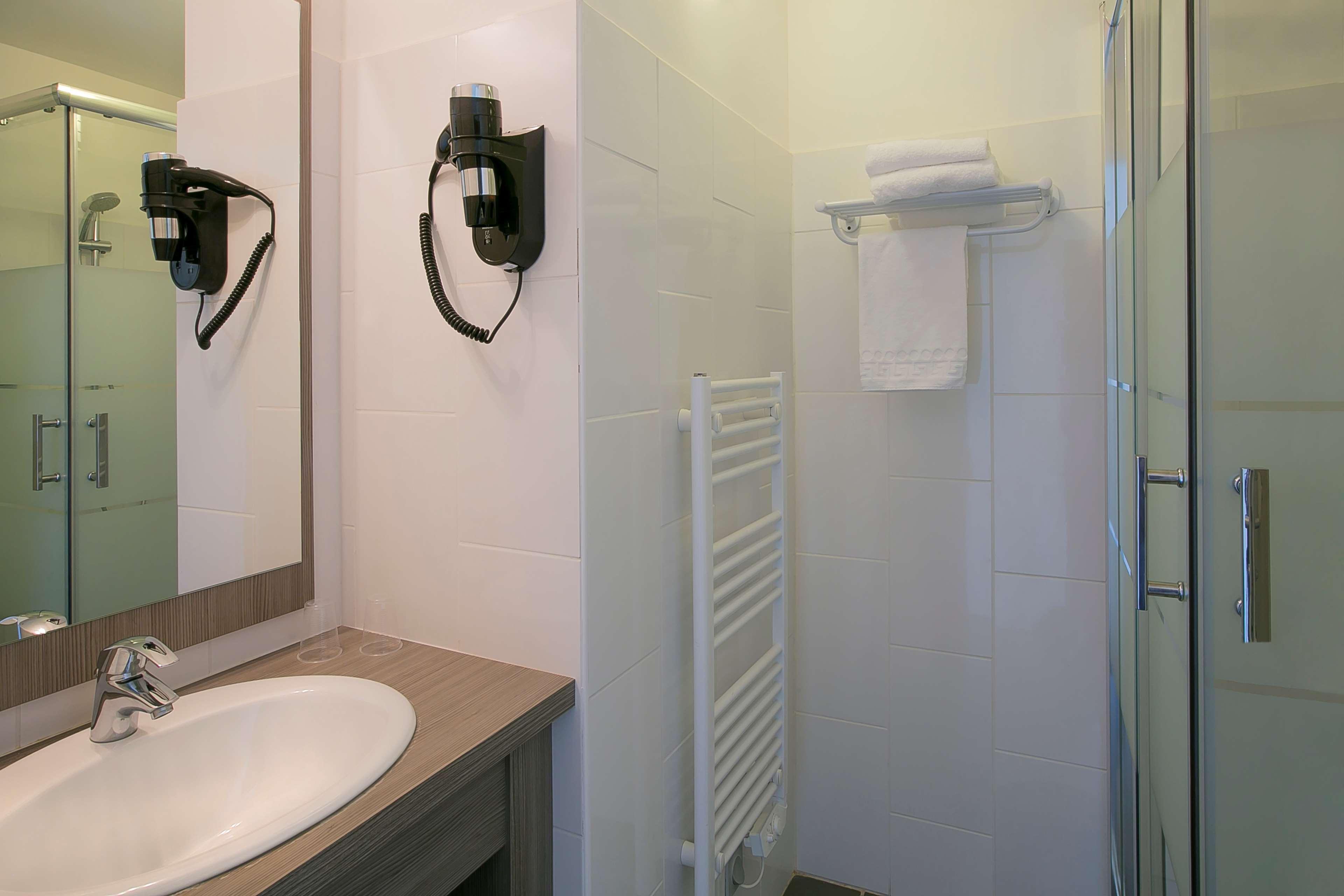 Western Des Thermes - Les Bains Sete Hotel
